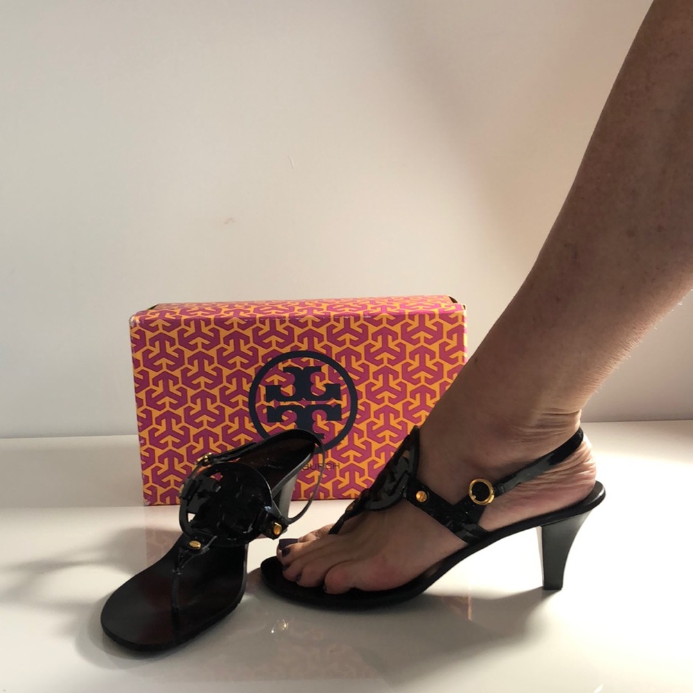 Black patent leather kitten heel sandal